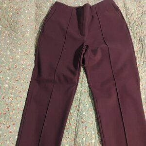 Mulberry women's pull on dress pants. Size 6